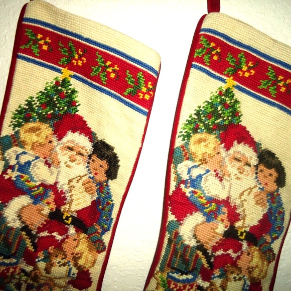 2pc vintage needlepoint CHRISTMAS STOCKING - Santa with little children whisperi - Picture 2 of 3